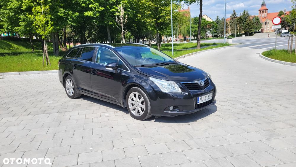 Toyota Avensis 2.0 D-4D 2010 - 1