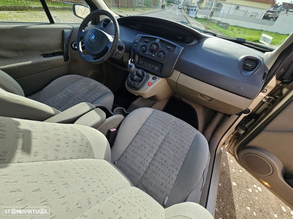 Renault Scénic 1.5 dCi Dynamique - 12