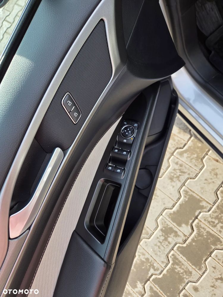 Ford Fusion - 18