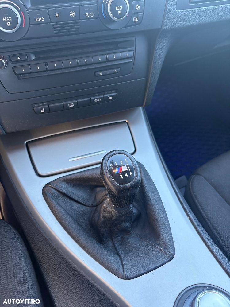 BMW Seria 3 318d - 16