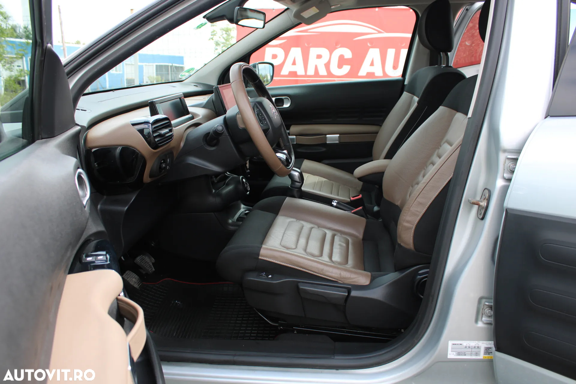 Citroën C4 Cactus 1.6 BlueHDi S&S BVM Shine - 10