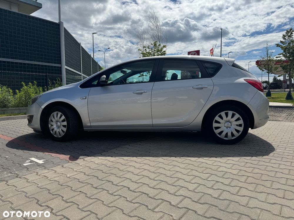 Opel Astra 1.7 CDTI Enjoy - 4