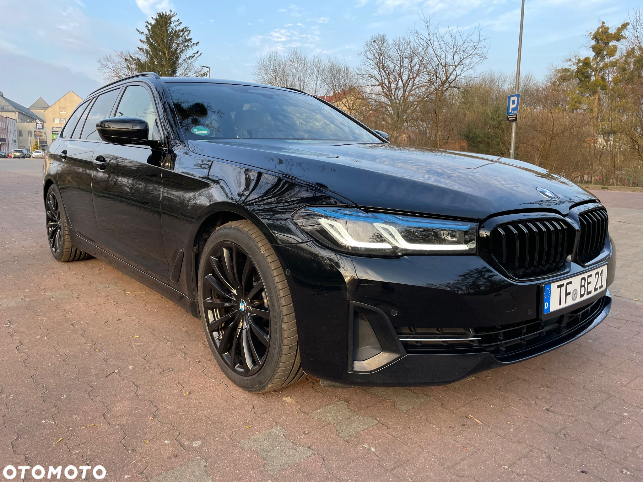 BMW Seria 5 520d Touring Luxury Line - 4