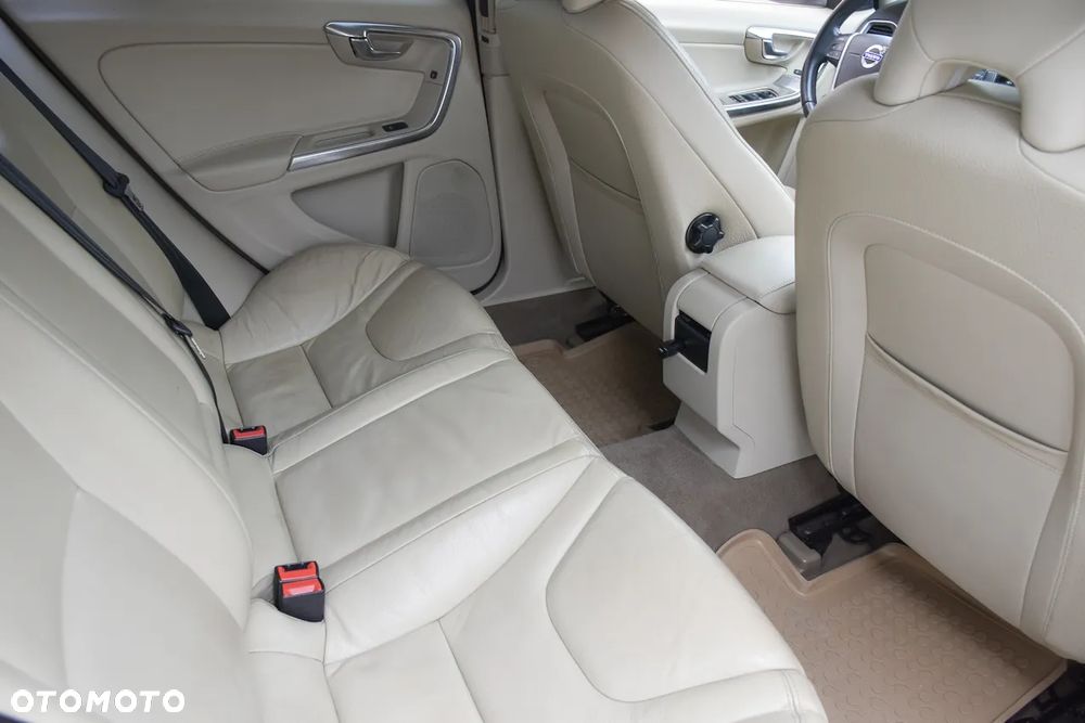 Volvo S60 2.5 T5 - 33