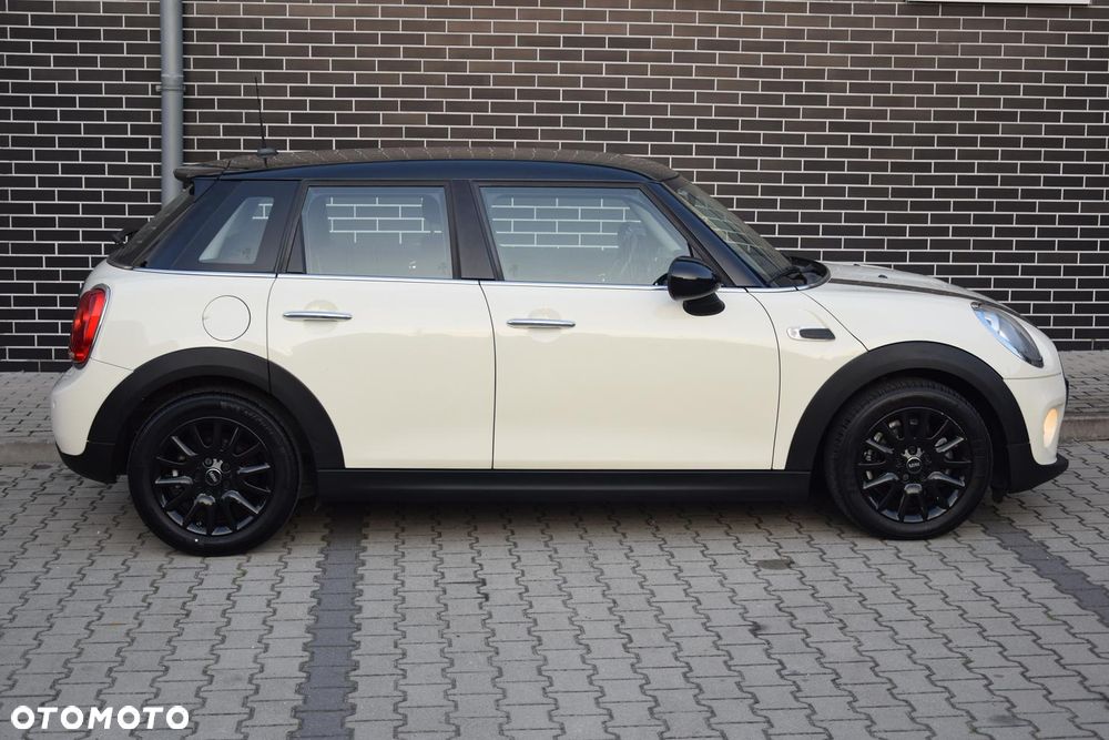 MINI Cooper 60 Years Chili - 3