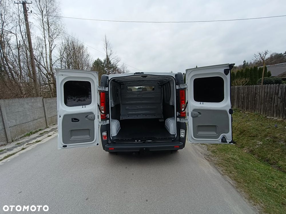 Opel Vivaro - 16