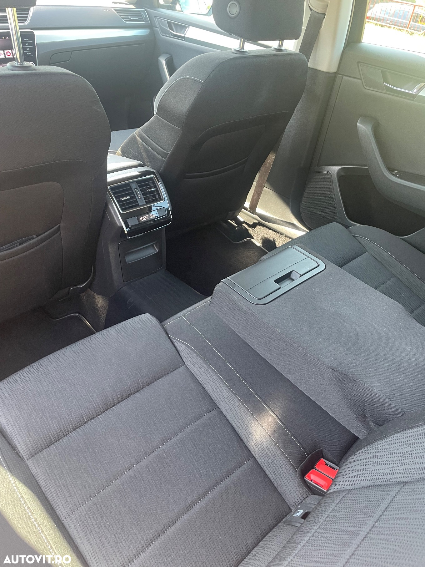 Skoda Superb 2.0 TDI DSG 4X4 Ambition - 11