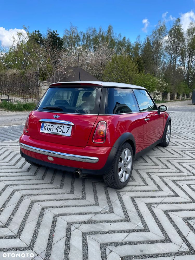 MINI Cooper chili - 7