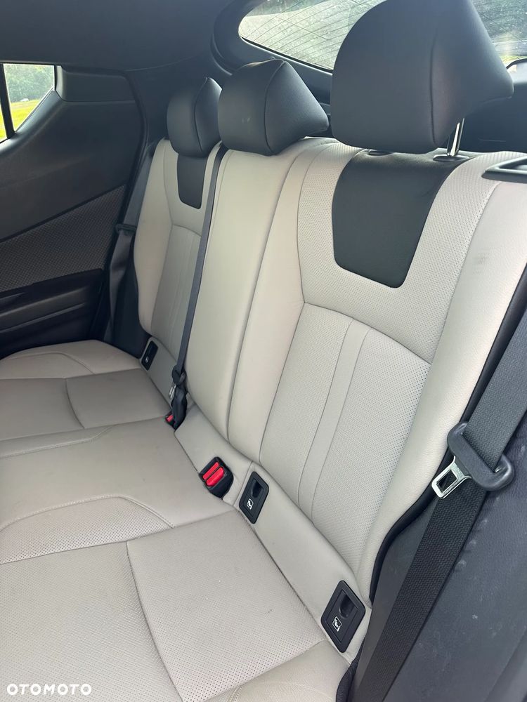 Toyota C-HR 2.0 Hybrid Executive - 15