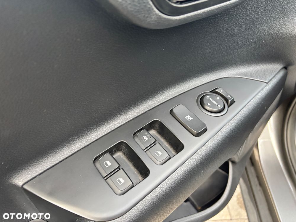 Kia Stonic 1.2 Vision - 12