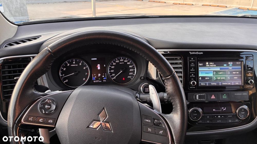 Mitsubishi Outlander 2.0 Intense + 4WD CVT - 9