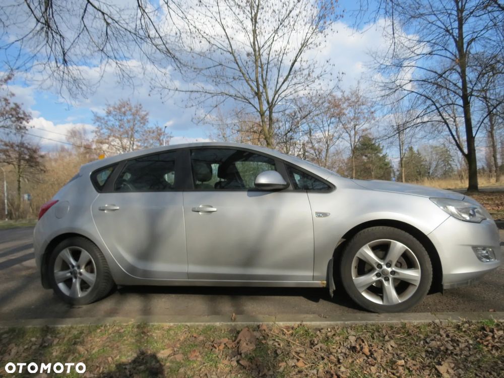 Opel Astra 1.6 Enjoy - 6