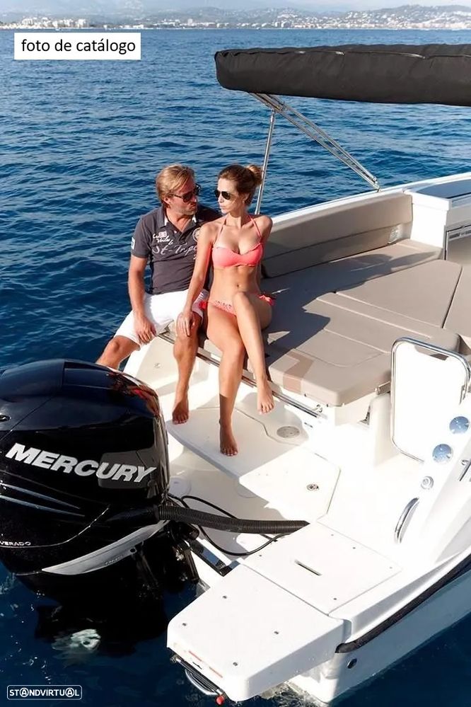 Quicksilver Activ 805 Sundeck - 8