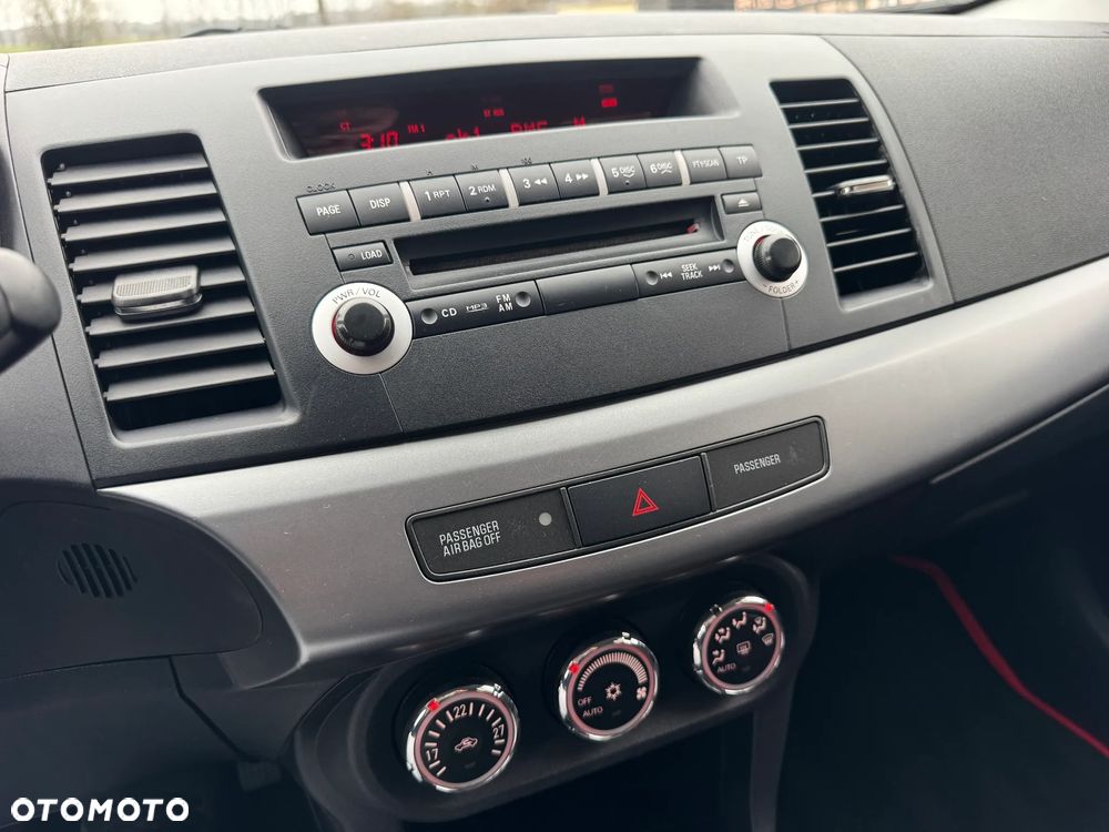 Mitsubishi Lancer 1.8 DI-D+ ClearTec Intense - 21