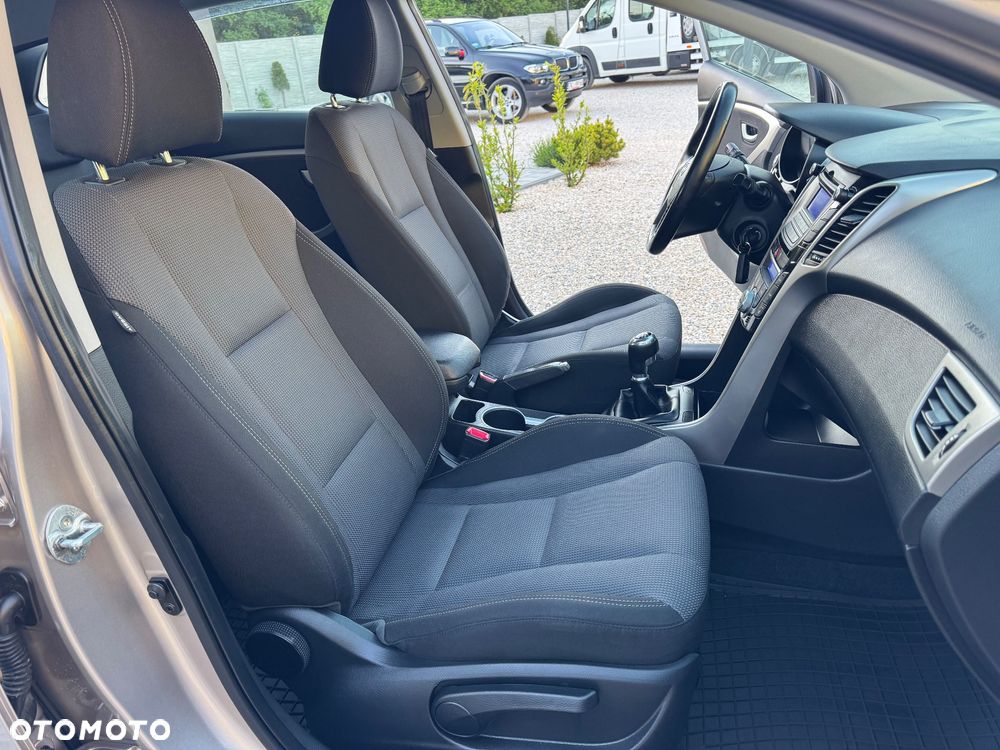 Hyundai i30 1.6 Style - 19