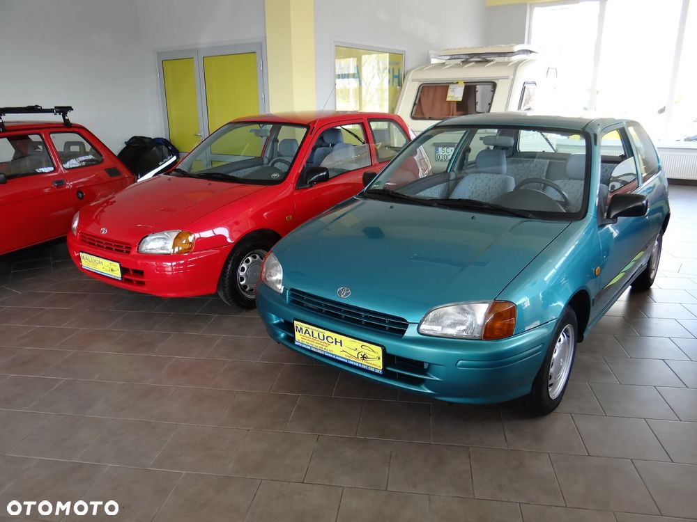Toyota Starlet - 2