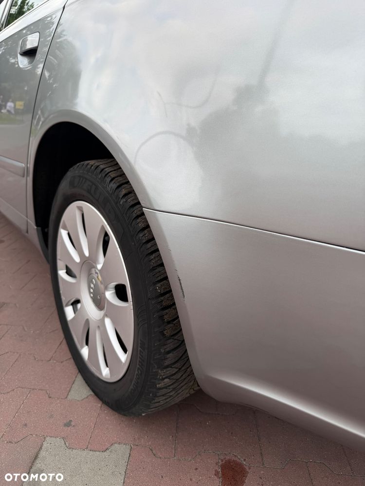 Audi A4 Limousine - 9