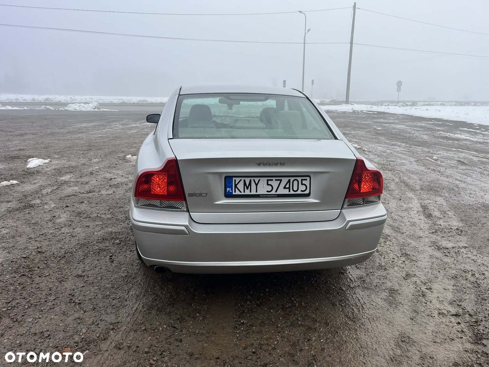 Volvo S60 - 4
