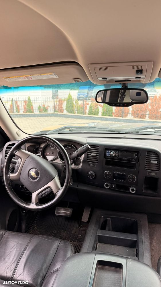 Chevrolet Silverado - 15