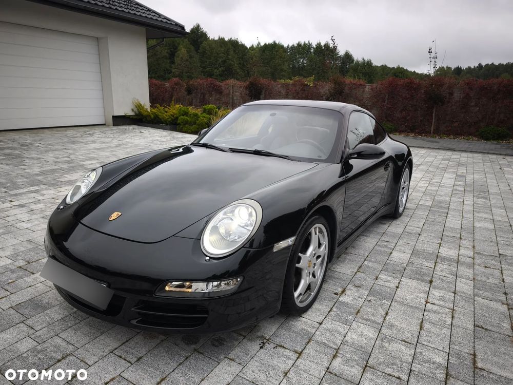 Porsche 911 Carrera 4 - 6