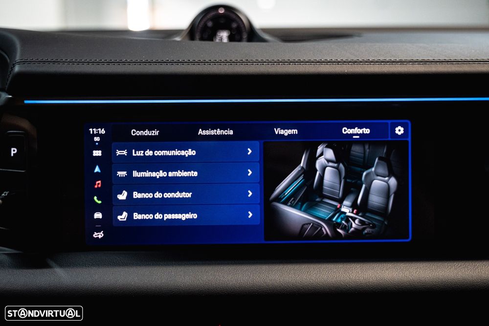 Porsche Macan Electric - 17
