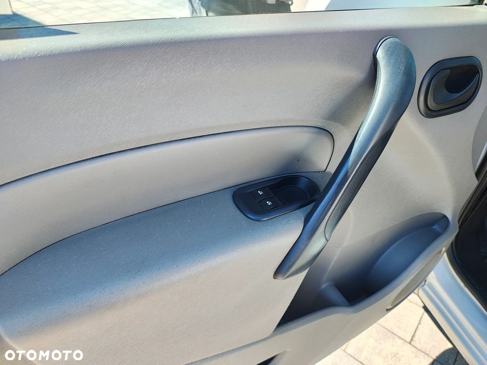 Renault Kangoo 1.5 dCi Oasis - 12