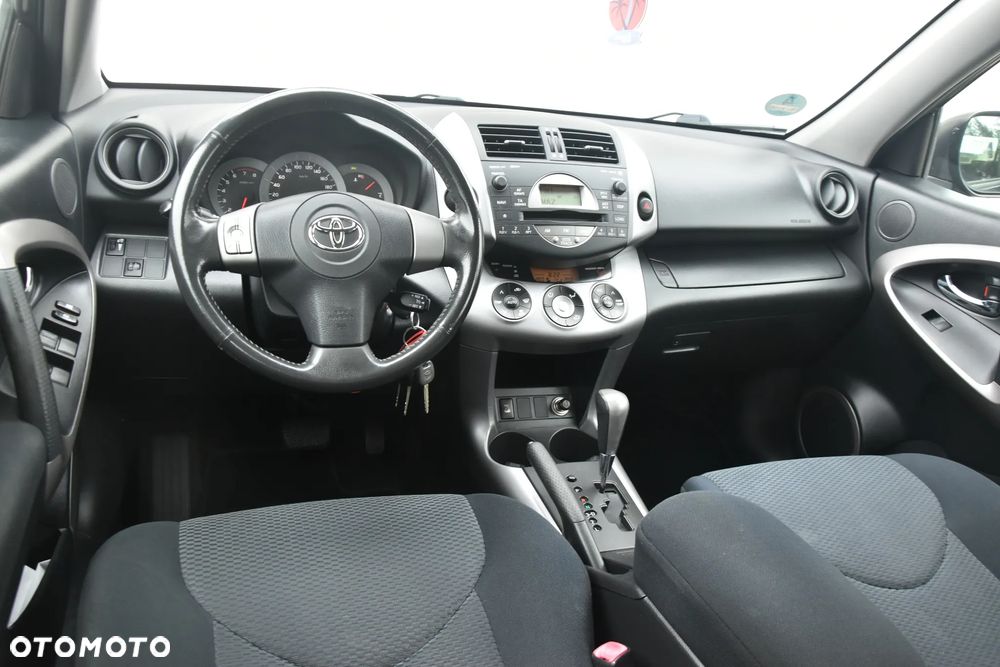 Toyota RAV4 2.0 4x4 Automatik Sol - 18
