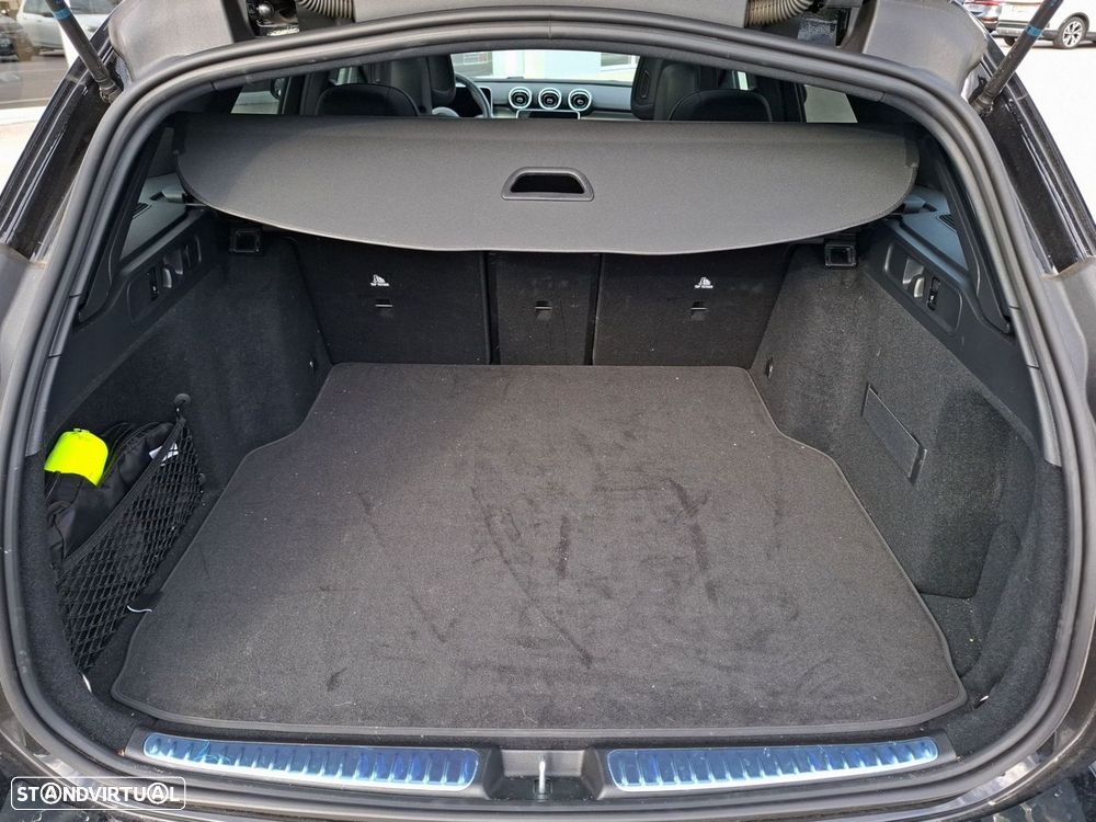 Mercedes-Benz C 200 d AMG Line - 25