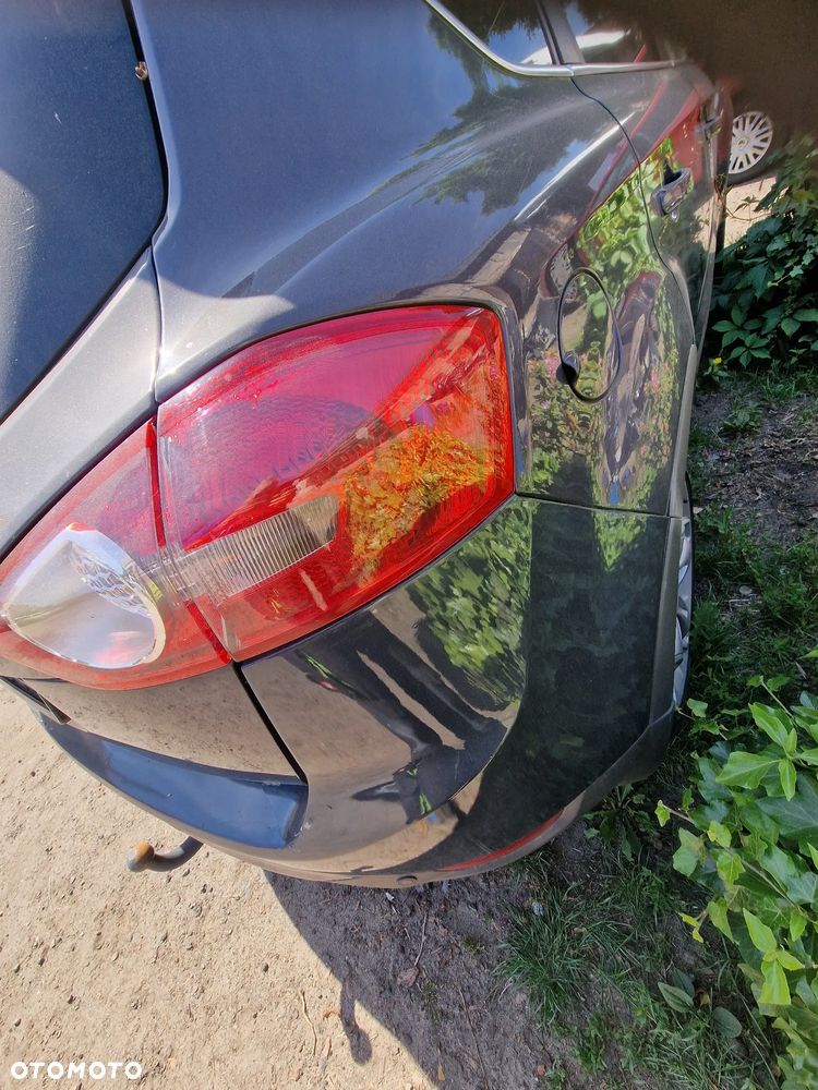 Lampa prawy  tył  ford  kuga  mk1 - 1