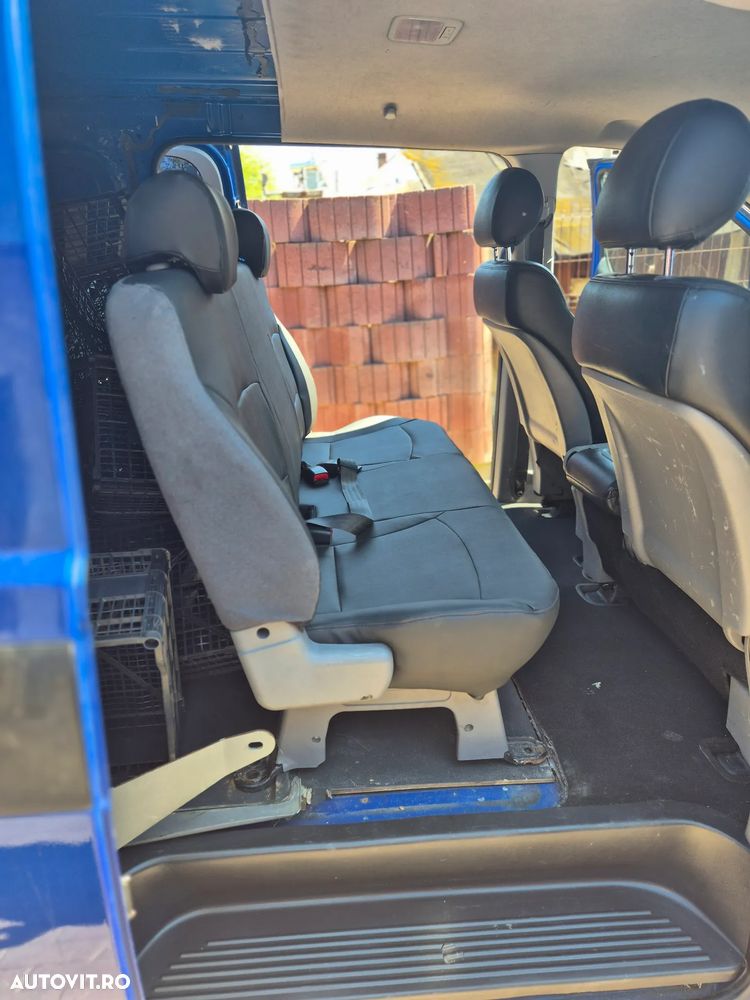 Hyundai H-1 2.5 CRDi Travel Comfort - 6