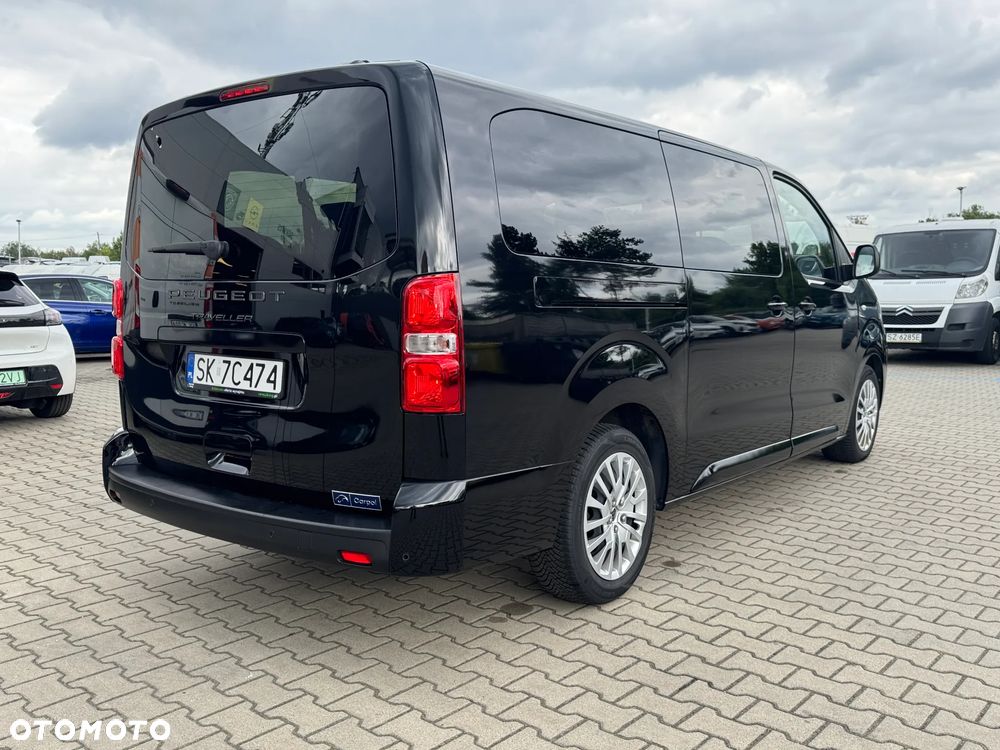 Peugeot Traveller - 17