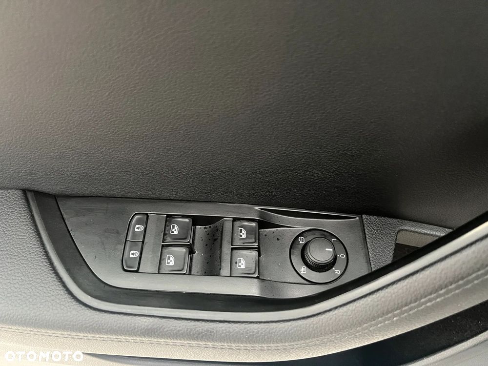 Skoda Superb 2.0 TDI SCR Style DSG - 19