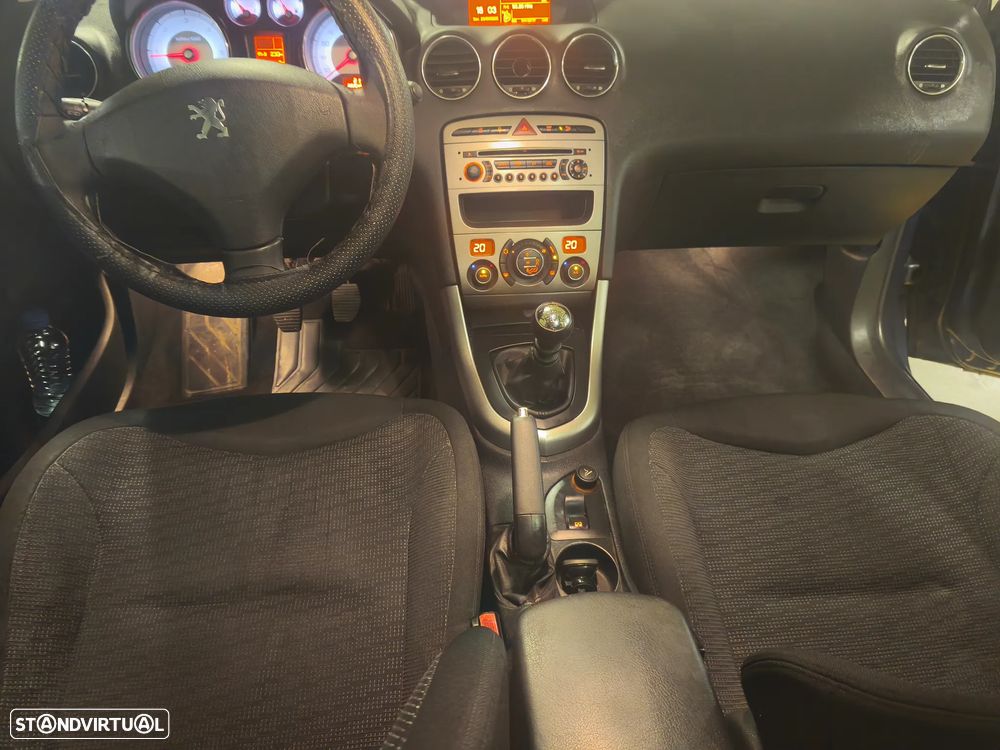 Peugeot 308 SW 1.6 HDi Premium CVM6 - 11