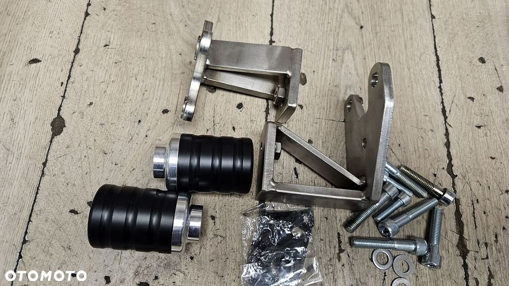 Crash pady Bike Design JRA 001 Aprilia RSV 1000 - 4