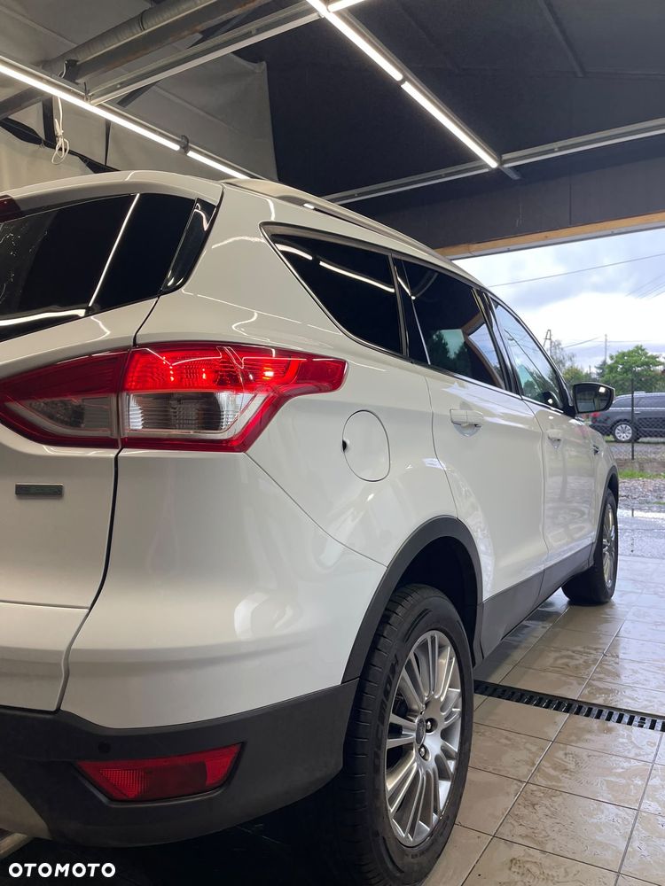 Ford Kuga 1.6 EcoBoost 2x4 Individual - 8