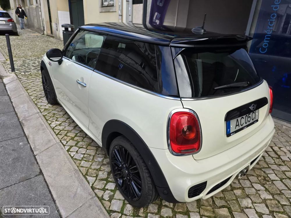 MINI 3 Portas Cooper D - 6