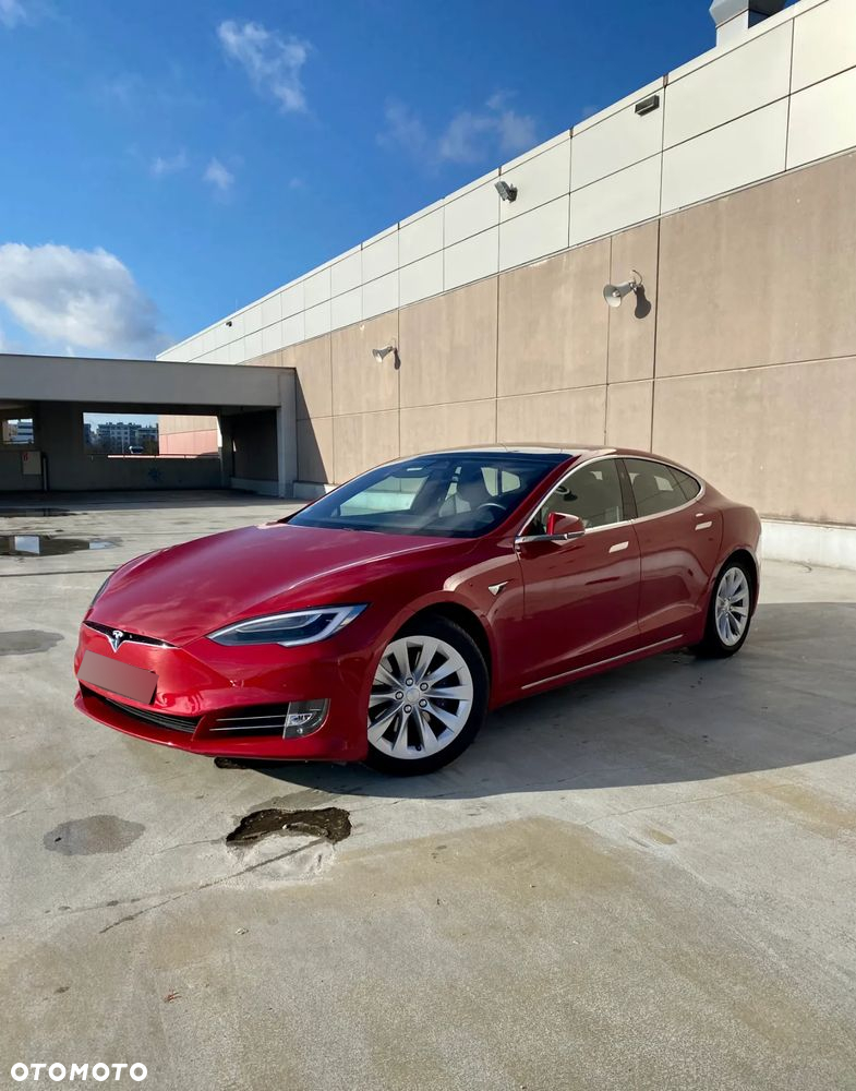 Tesla Model S Long Range Plus - 7