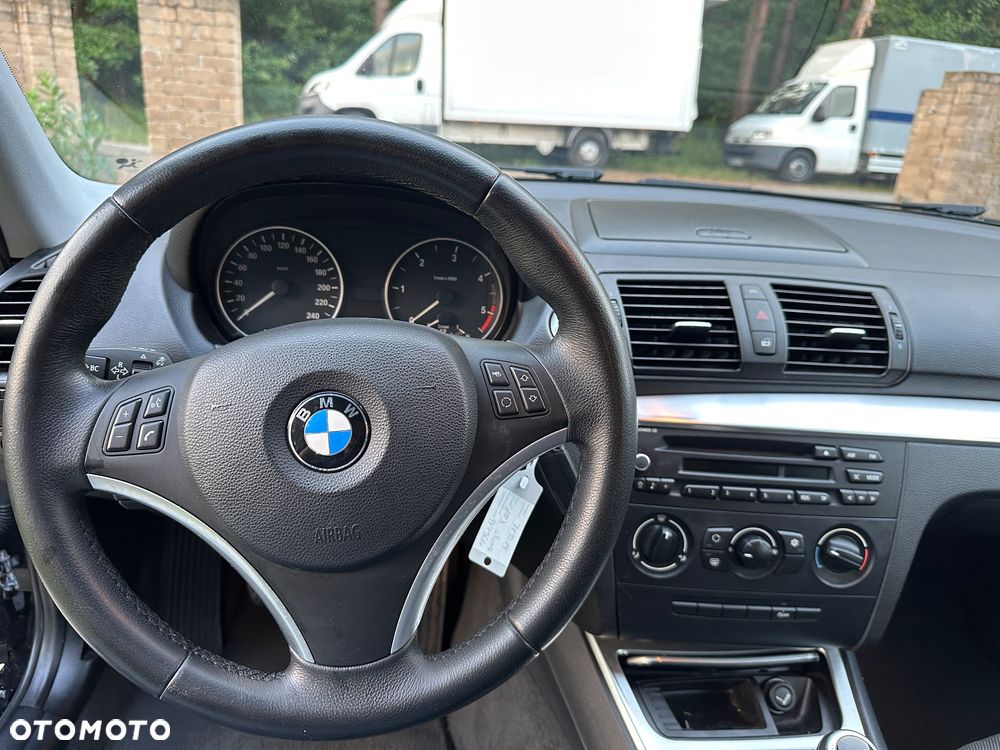 BMW Seria 1 118d DPF Edition Lifestyle - 12