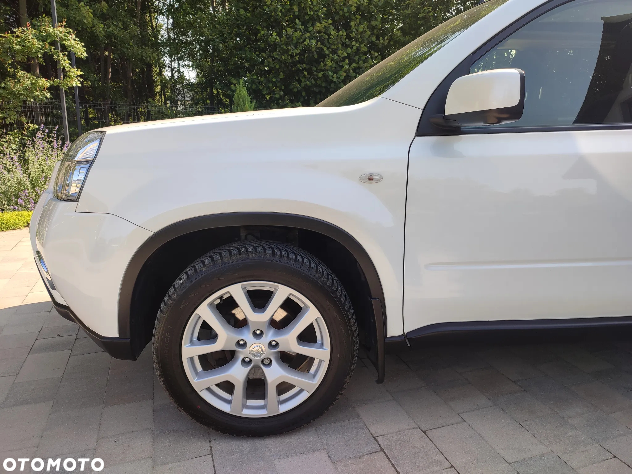 Nissan X-Trail 2.0 dCi 4x4 DPF Platinum - 10