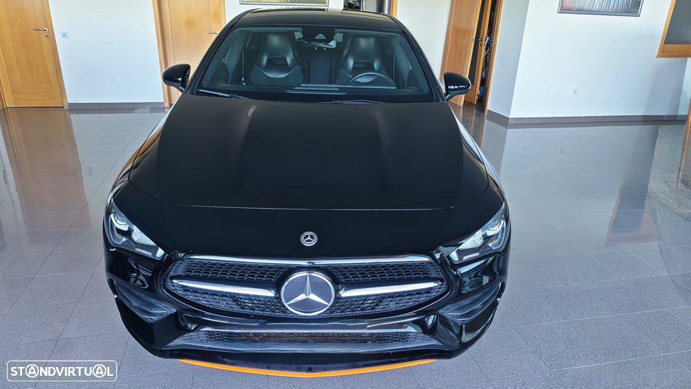 Mercedes-Benz CLA 180 d Shooting Brake AMG Line - 3