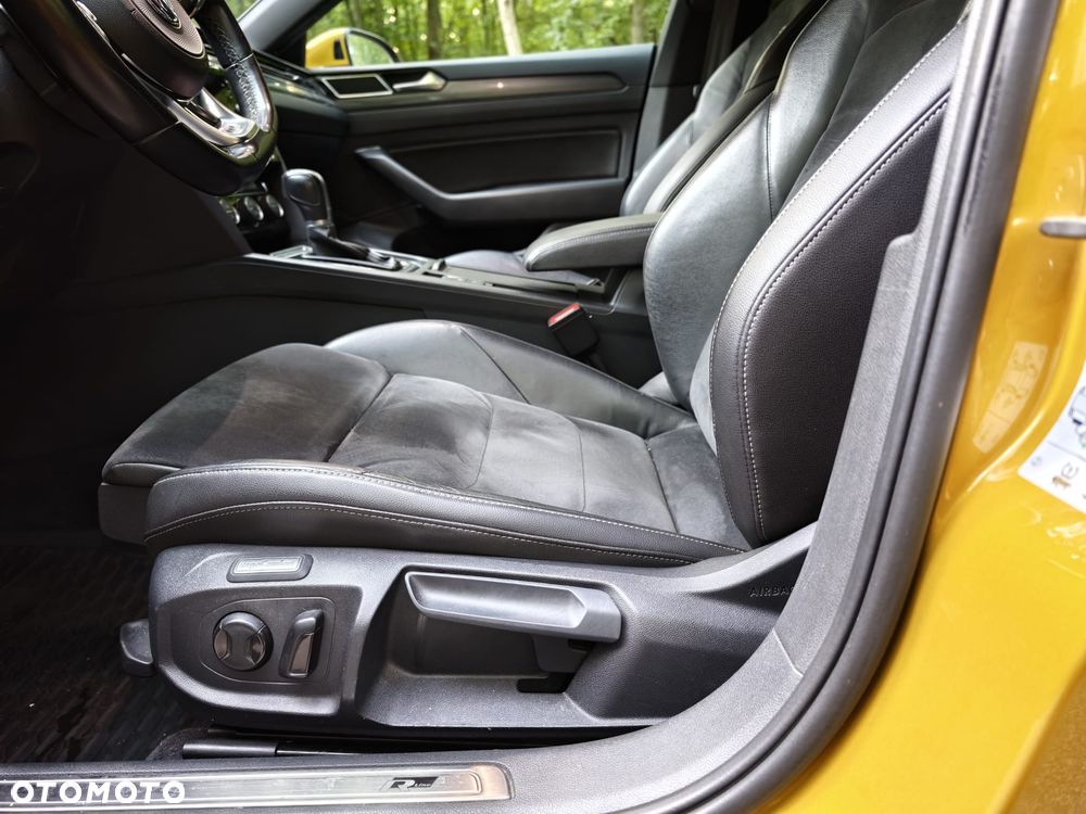 Volkswagen Arteon 2.0 TDI SCR R-Line DSG - 2