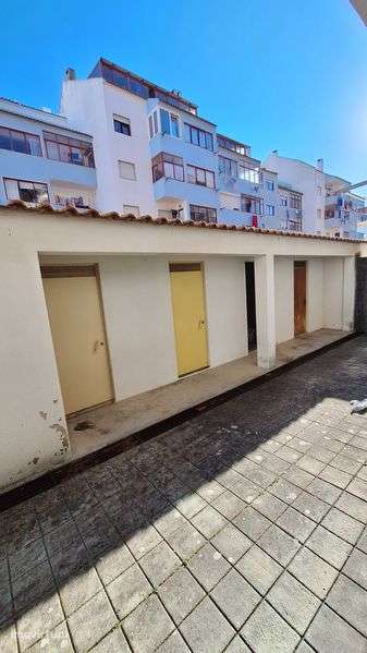 Arrecadacao no centro do Montijo - Grande imagem: 2/3