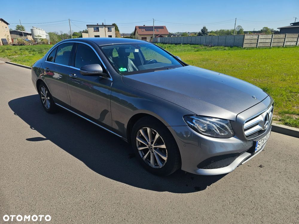 Mercedes-Benz Klasa E 220 d 9G-TRONIC - 8