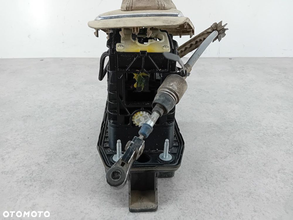 LEWAREK ZMIANY BIEGÓW SKODA OCTAVIA II 1K1713025L 400370013 1.9 TDI - 3