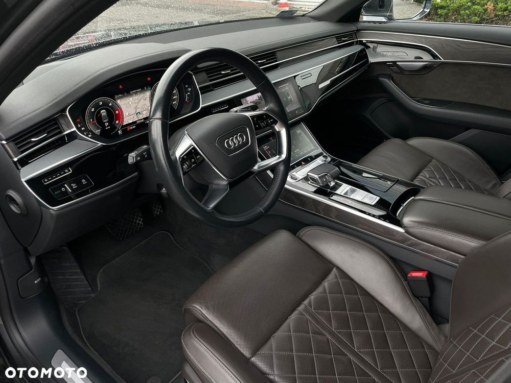 Audi A8 - 22