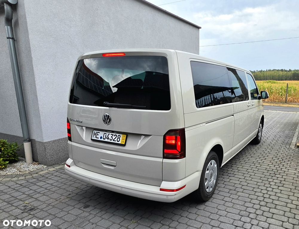 Volkswagen Caravelle - 2