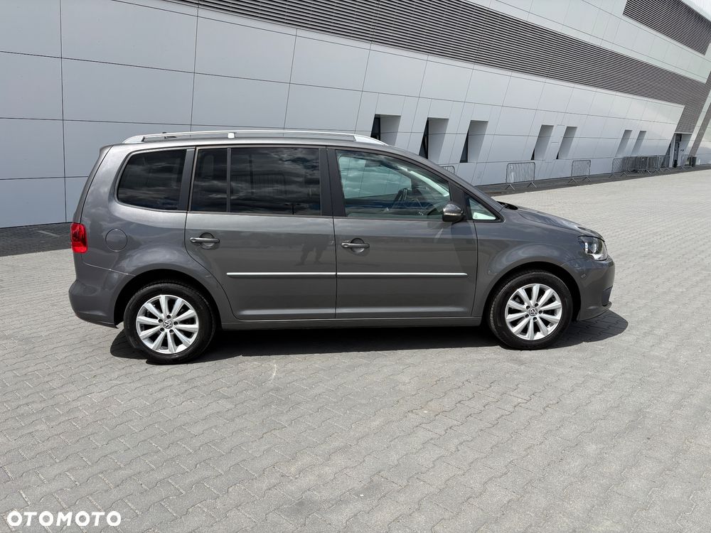 Volkswagen Touran 1.6 TDI DPF BlueMotion Technology Highline - 3