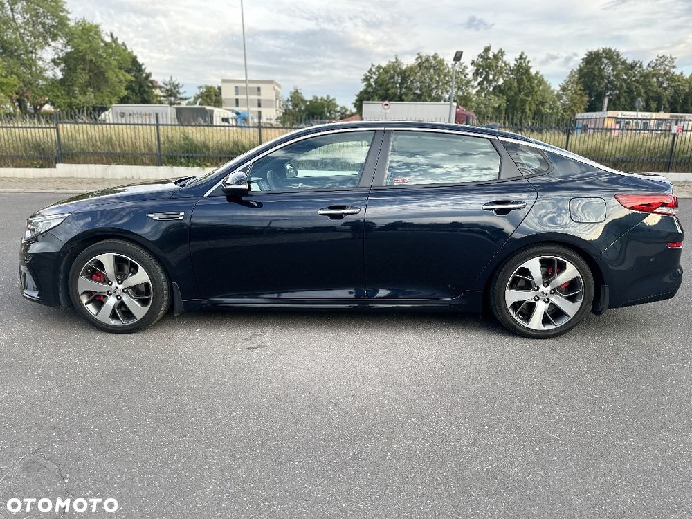 Kia Optima - 8