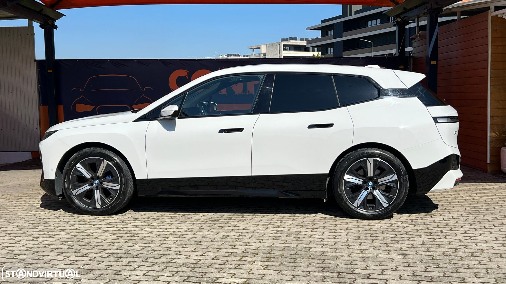 BMW iX xDrive 40 - 2