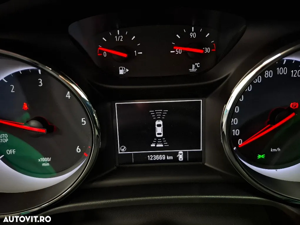 Opel Insignia Grand Sport 2.0 CDTI Start/Stop Innovation - 20